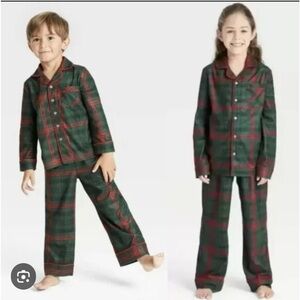 Hearth and Hand two piece‎ button up plaid pajamas